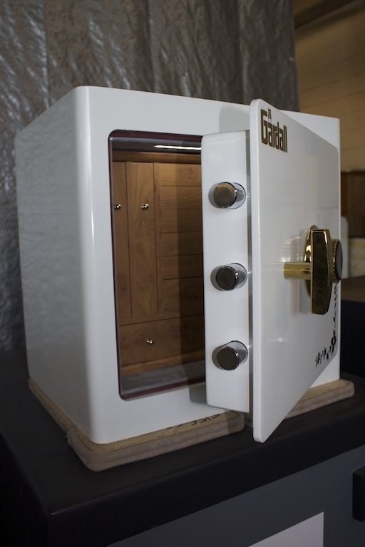 Gardall Jewelry Safe JS1718 Showroom Model Safe lackasafe